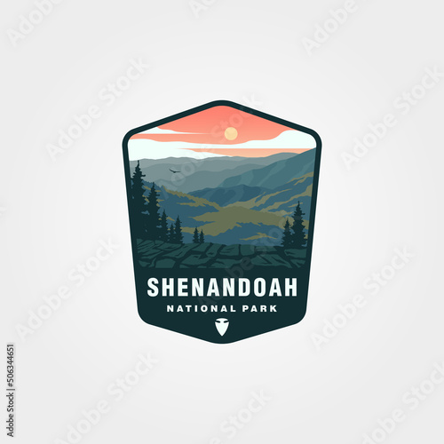 Fotografia shenandoah national park logo patch vector illustration design, shenandoah lands
