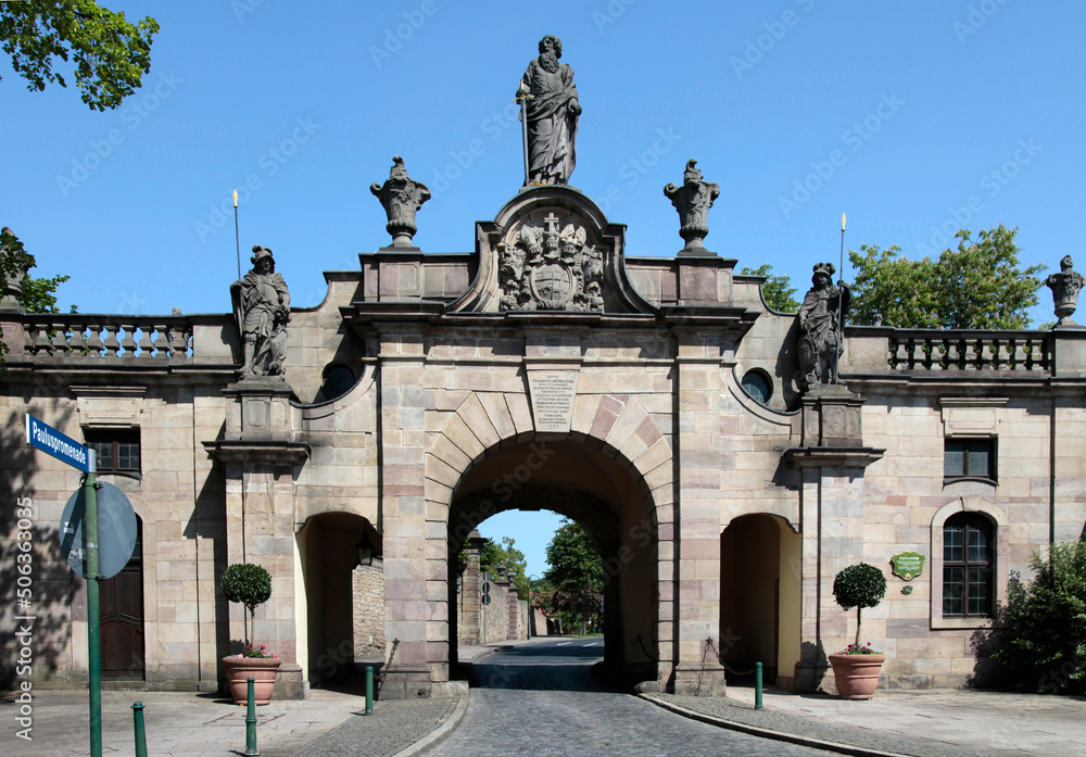 Obraz premium Das Paulustor in Fulda, Paul Promenade, Fulda, Hessen, Deutschland, Europa -- Paulus Gate, Fulda, Paul Promenade, Fulda, Hesse, Germany, Europe