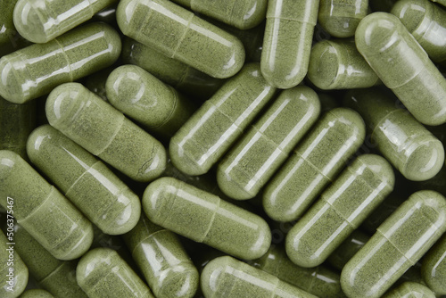 Photos Green capsule super food moringa