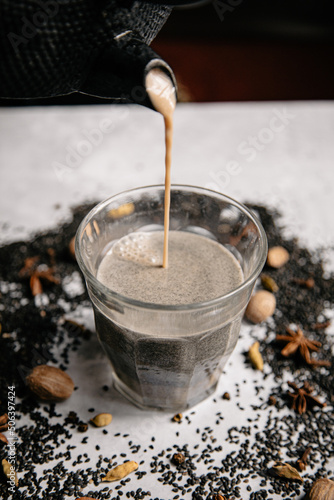 black sesame chaï latte