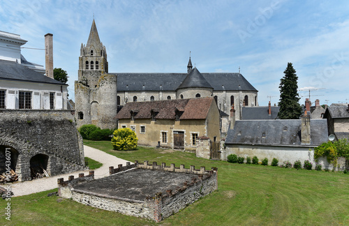 Frankreich - Meung-sur-Loire - Saint-Liphard Kirche photo