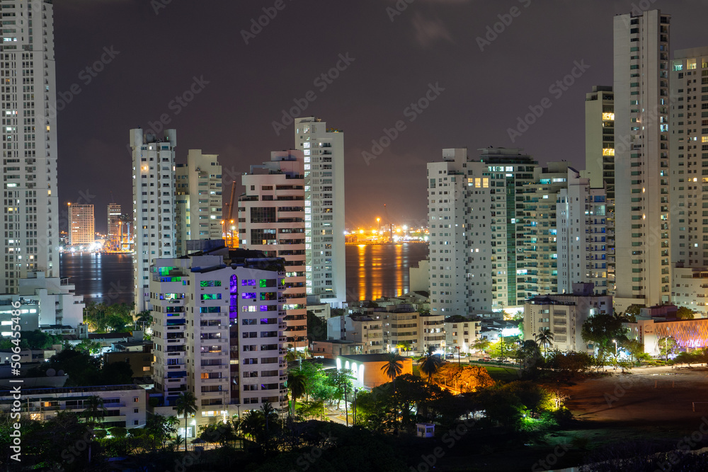 Obraz premium night city, Cartagena, bocagrande at night. night skyline