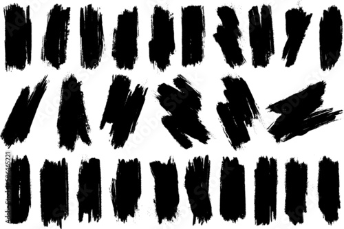 paquete de manchas de pinceles estilo grunge en color negro sobre fondo blanco, elegante y decorativo fondo de pinceladas y brochazos silueta de pincel y pintura