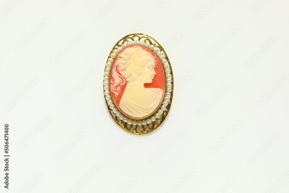 Handmade bead beaded brooch pin costume jewelry accessory Handmade bead beaded brooch pin costume jewelry accessory