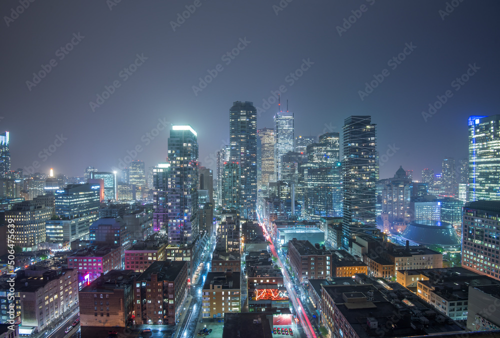 Naklejka premium The financial district of Toronto Canada at dusk
