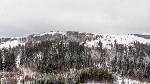 Zimowe góry z lotu ptaka photo