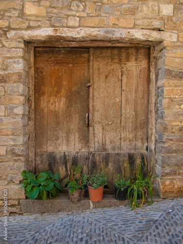 Puertas, ventanas y aldabas pirenaicas 5