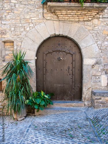 Puertas, ventanas y aldabas pirenaicas 4 photo