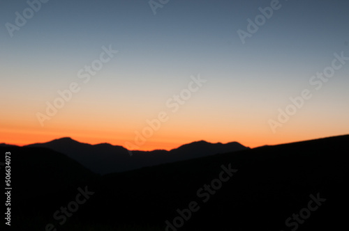 Wallpaper Mural Sunhine pyrénéeen Torontodigital.ca