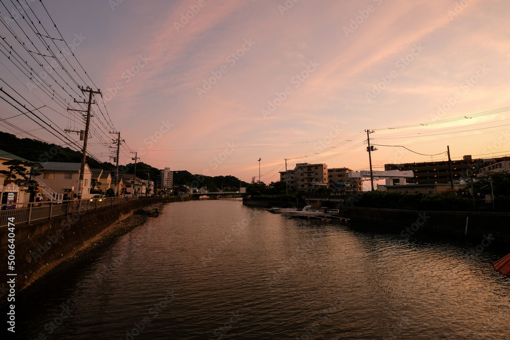 神奈川県逗子市逗子海岸からの夕日