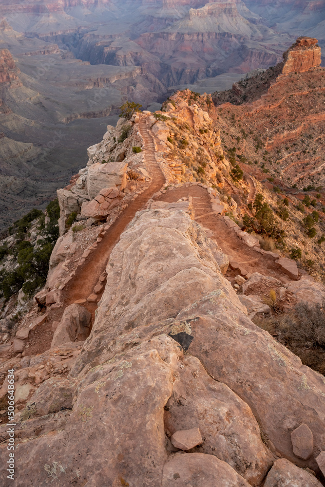 South Kaibab Trail Winds down the Grand Canyon