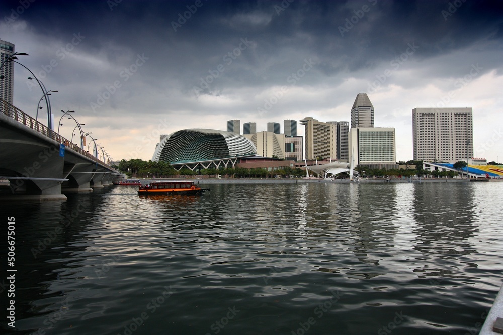 Fototapeta premium Dark clouds over Singapore City