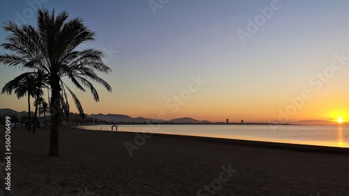 Atardecer en Playa Paraíso ;Mar Menor, Murcia, España