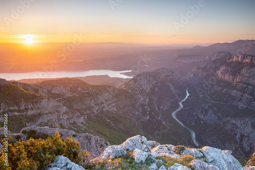Les Gorges du Verdon au coucher du soleil en France