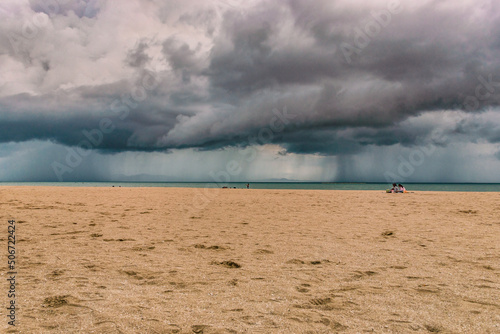 Obraz na płótnie Storm Over the Ocean at Jomtien Beach w salonie