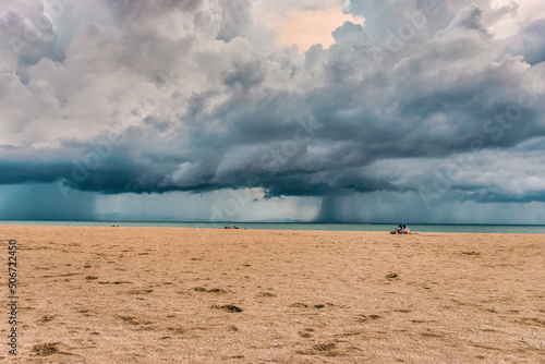 Obraz na płótnie A Storm Over the Ocean at Jomtien Beach in Pattaya Thailand w salonie