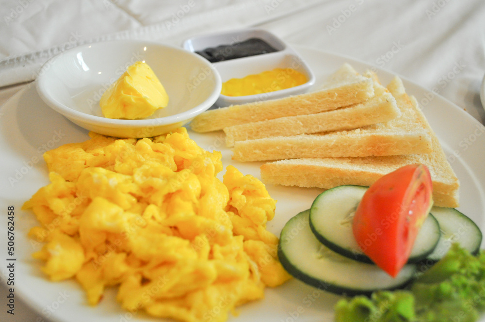 work and enjoy breakfast in bed with a menu of eggs, donuts and other snacks
glasses work and enjoy breakfast in bed with a menu of eggs, donuts and other snacks
glasses