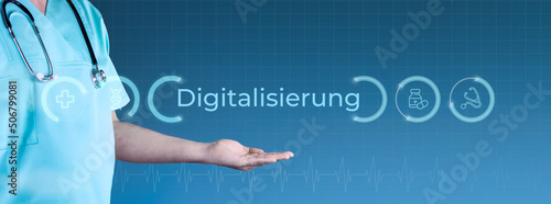 Digitalisierung im Gesundheitswesen. Arzt streckt Hand aus. Interface mit Text und Icons. Medizin digital photo
