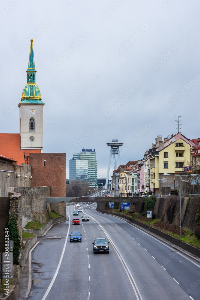 BRATISLAVA, SLOVAKIA, 21 FEBRUARY 2022: Highway of Bratislava beside the Cathedral BRATISLAVA, SLOVAKIA, 21 FEBRUARY 2022: Highway of Bratislava beside the Cathedral
