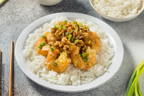 Homemade Fried Honey Walnut Shrimp