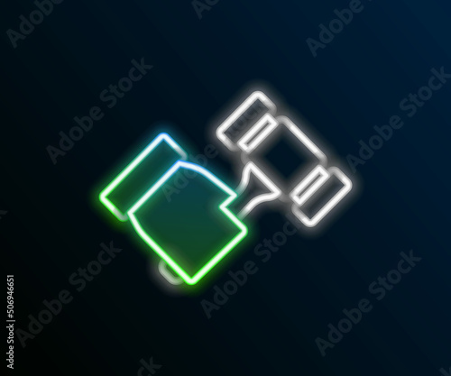 Glowing neon line Auction hammer icon isolated on black background. Gavel - hammer of judge or auctioneer. Bidding process, deal done. Auction bidding. Colorful outline concept. Vector