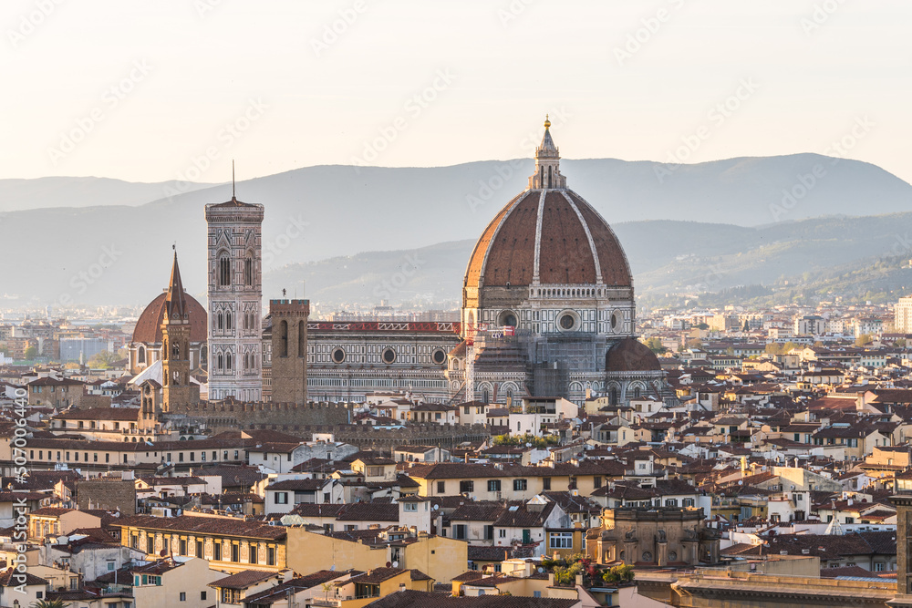 Fototapeta premium views of santa maria del fiore cathedral in florence, italy