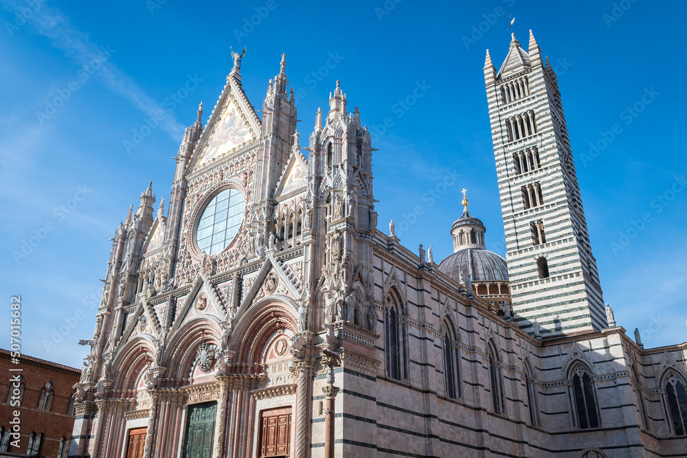 outdoor views of siena cathedral