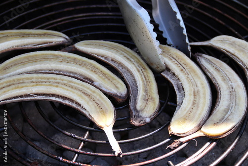 Gegrillte Banane photo