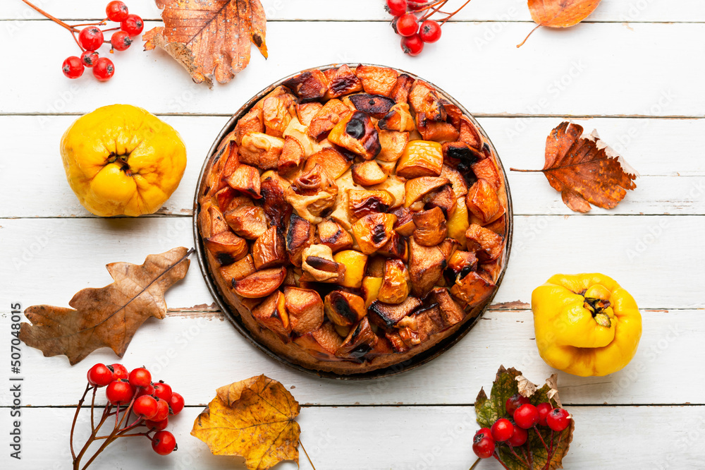 Autumn pie with quince Autumn pie with quince