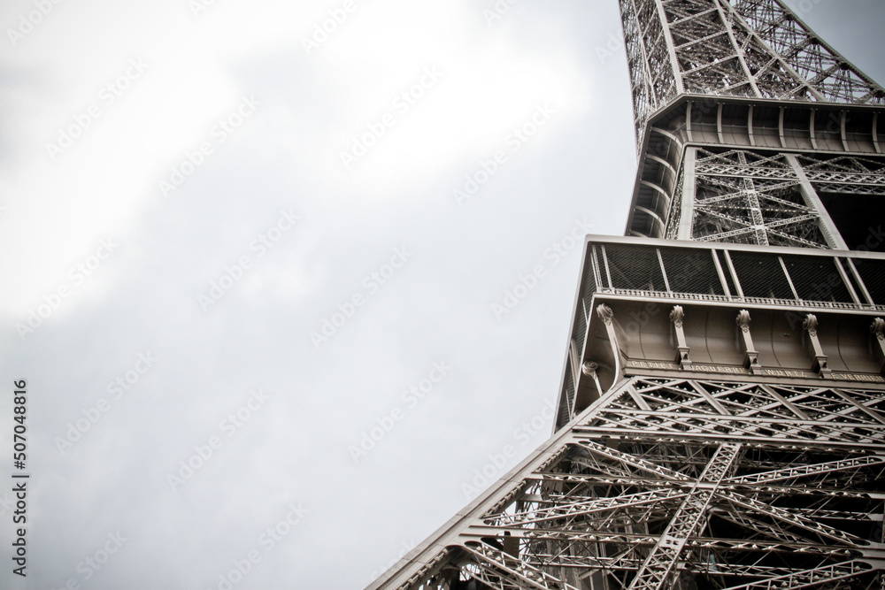 Fototapeta premium Eiffel Tower view Paris, France
