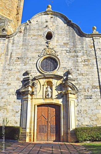 Iglesia de Cruilles y Monell, Gerona España
 photo