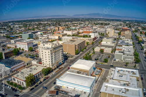 Fototapeta Naklejka Na Ścianę i Meble -  Aerial View of Downtown Bakersfield, California Skyline
