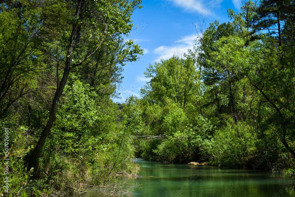 Fototapeta premium Río en Cuenca