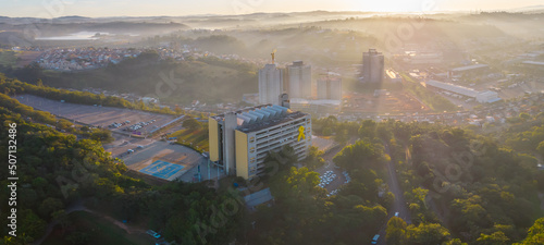 Prefeitura Jundiaí, campanha do mês amarelo, vista aérea ao nascer do sol. 06-05-2022