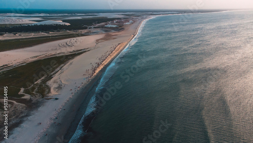 Jericoacoara Jijoca Lagoa Praia Paraíso Tropical Dunas Mar Ceará Nordeste Brasil Vila Pescadores Pitoresco Paisagem Cênica Vento Viagem Viajar Turismo Turístico