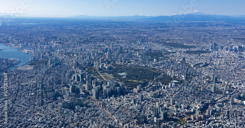 皇居から富士山を望む・都市風景パノラマ ・空撮