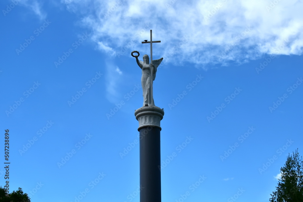 statue of the goddess of victory Victoria against the sky