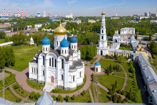Photography Drone view of Nikolo-Ugreshsky monastery on sunny summer day