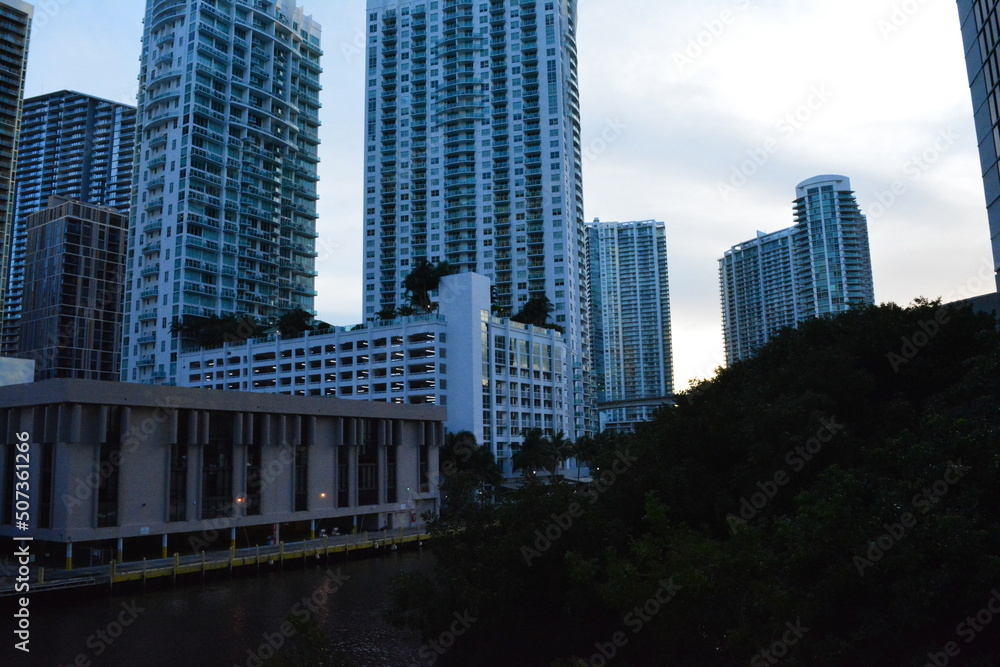 Obraz premium Miami and nyc in summer