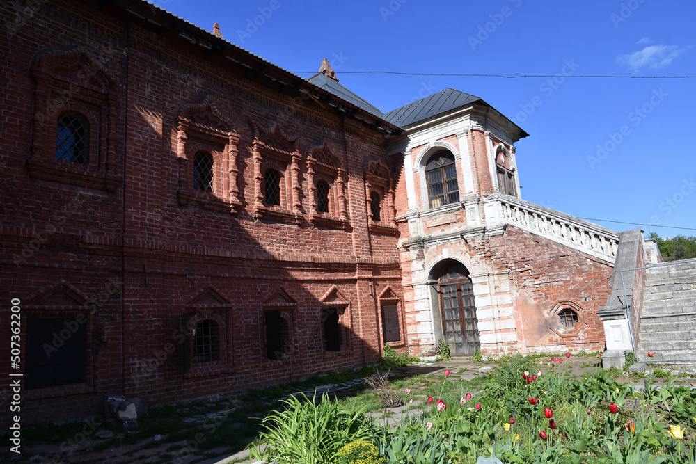 Obraz premium Krutitsy Patriarchal Metochion in Moscow. Ancient landmark. 