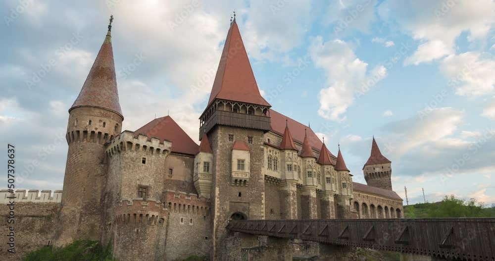 Hyperlapse view of medieval Hunyad / Corvin's Castle landmark at evening. Hunedoara town, Transylvania, Romania, Europe Hyperlapse view of medieval Hunyad / Corvin's Castle landmark at evening. Hunedoara town, Transylvania, Romania, Europe