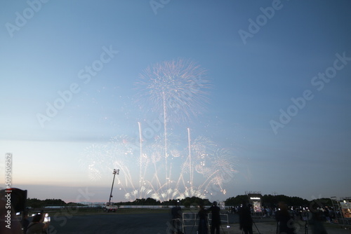 日本の花火師のコラボレーション花火