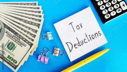 Bilde på lerret Tax Deductions are shown using the text