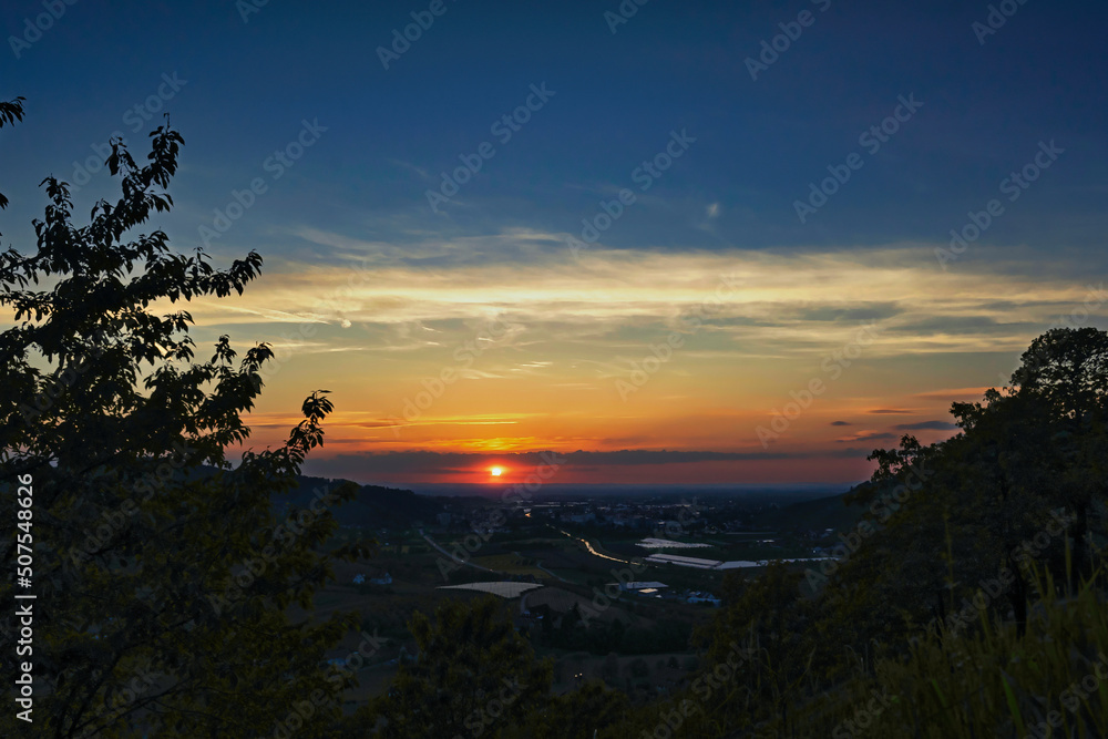 Fototapeta premium sunset in the mountains