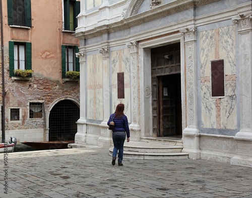 Venezia facciiata chiesa