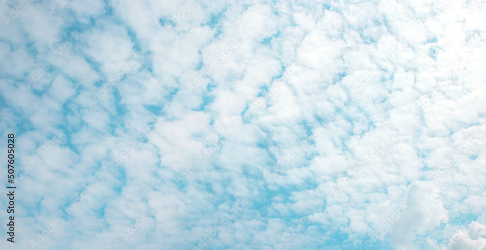 overcast turquoise sky with fleecy clouds overcast turquoise sky with fleecy clouds
