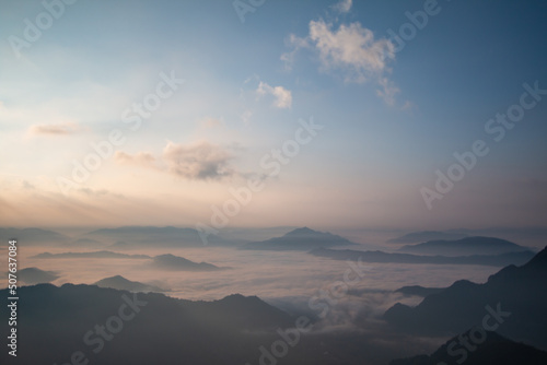 Sky and mountains with a beautiful view.