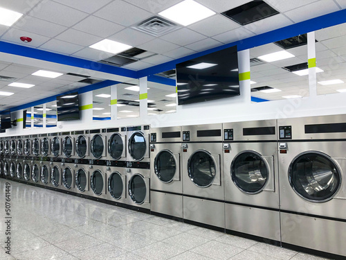 Bild auf Leinwand Self service automatic laundry, laundromat