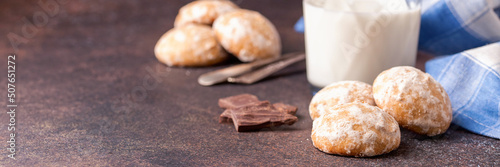 Gingerbreads, milk and chocolate