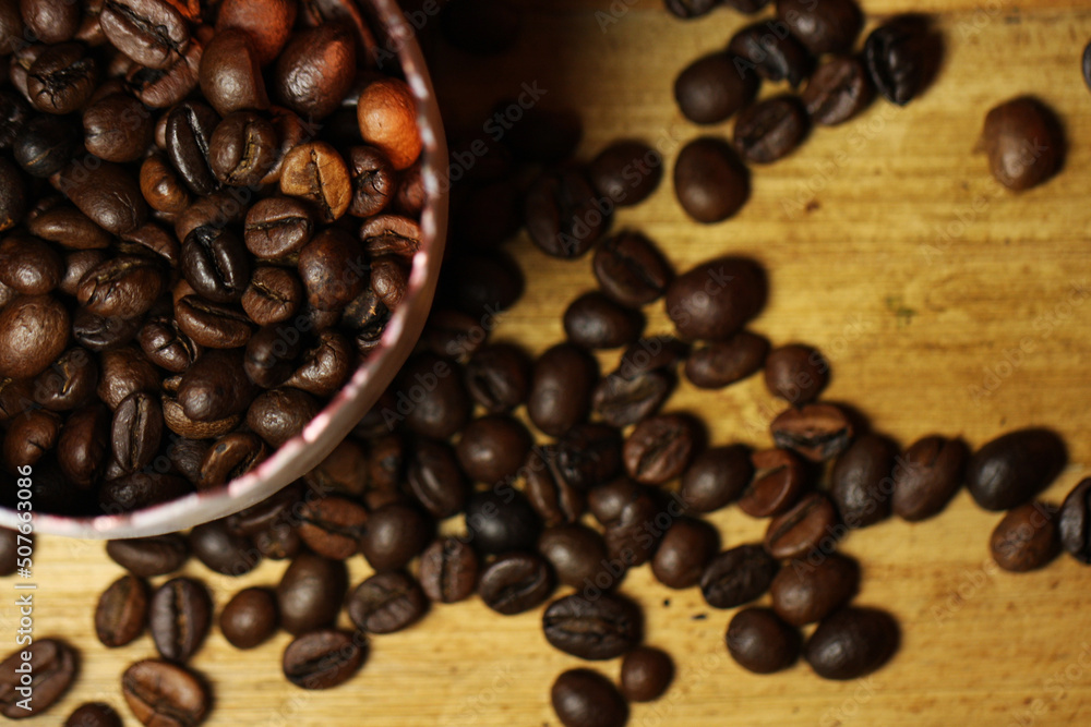 Fototapeta premium Coffe beans in it's purest way close up macro